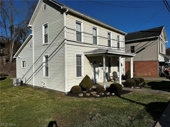 54977 National Rd, Bridgeport, OH 43912