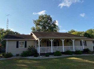 1628 Gladys Ln, Centralia, IL 62801