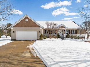 7020 Sweetwater Rd NE, Canton, OH 44721