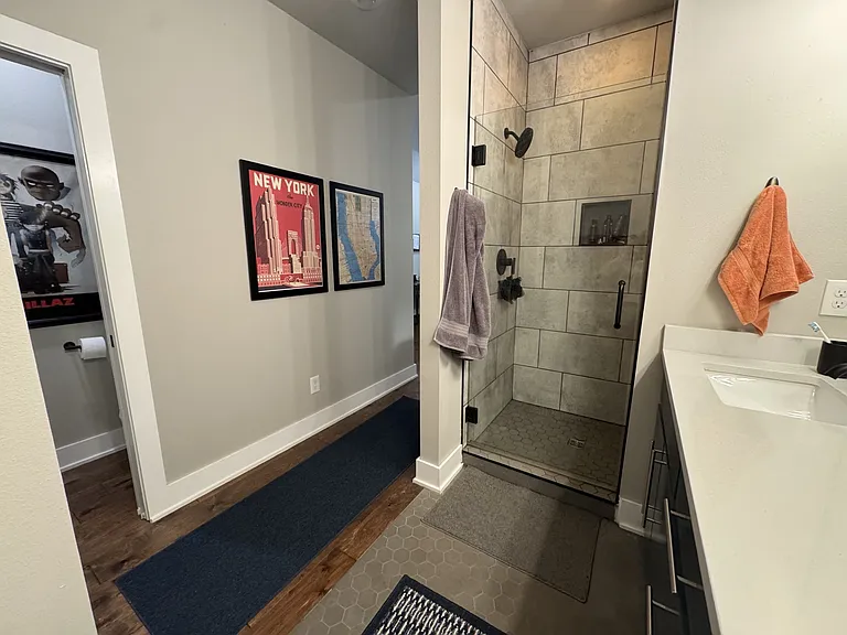 1356 S Duncan Ave — Photo 17