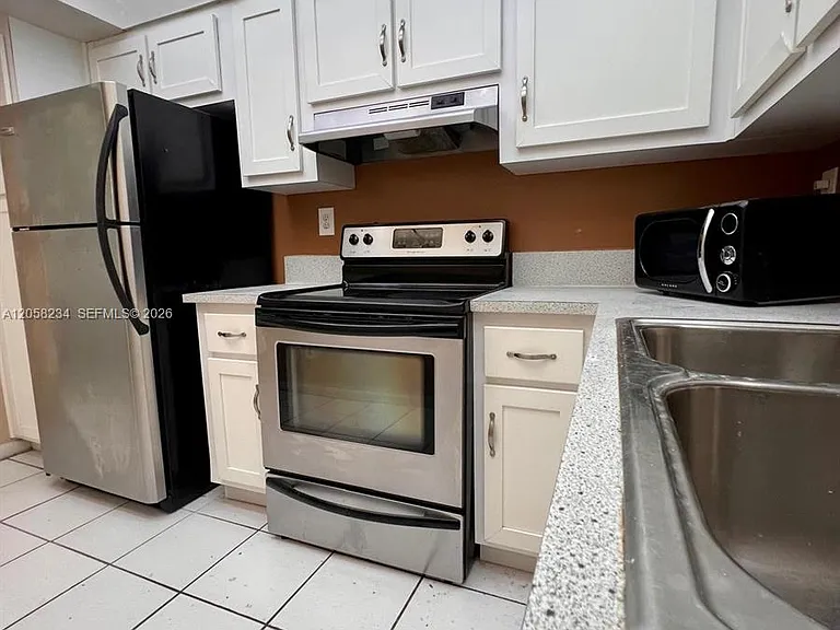 700 NW 214th St #411 — Photo 8