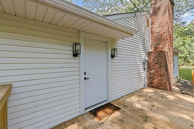 3 bed, 2.5 bath, 3560 sqft, $3,000 — Photo 4