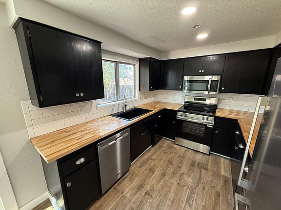 4th image of 3608 La Jolla Ct #3612
