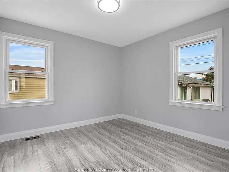 2653 Alexis Rd #UPPER — Photo 13