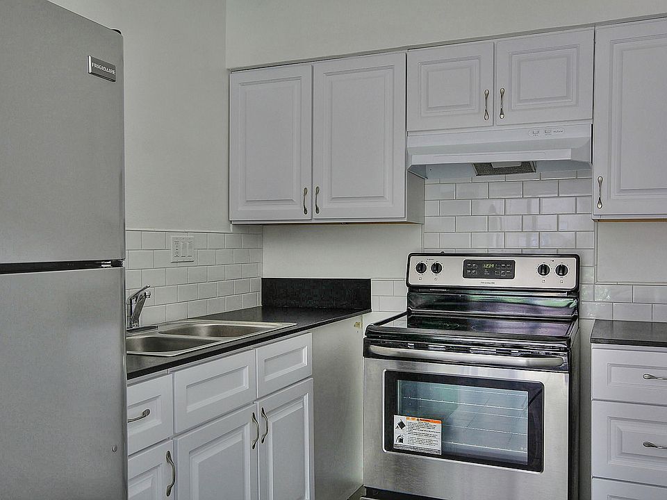 1st image of 6515 Trigo Rd APT 3