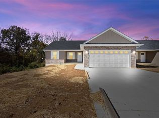 131 Grindstone Ct, Moscow Mills, MO 63362