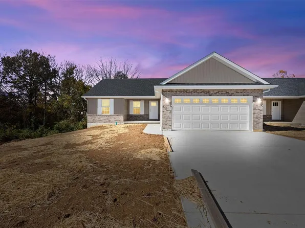 131 Grindstone Ct, Moscow Mills, MO 63362