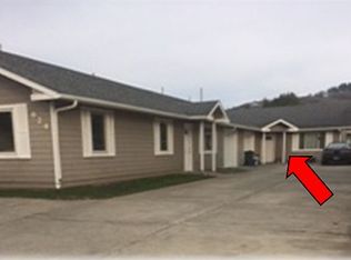 624 Pioneer Rd, Brookings, OR 97415