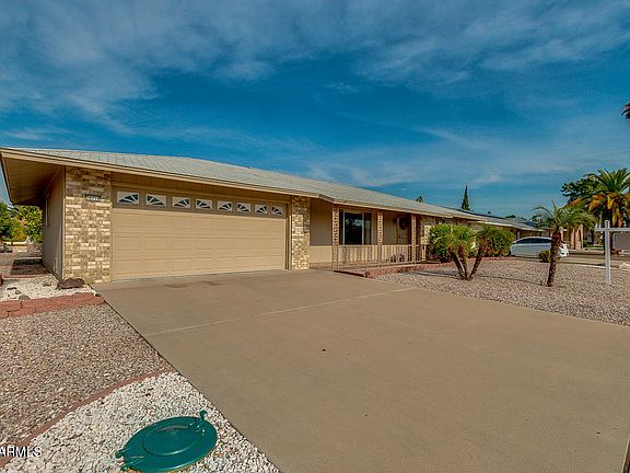 2nd image of 10710 W Hutton Dr