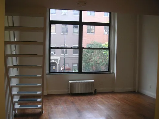 Rented by Sky Management | media 17