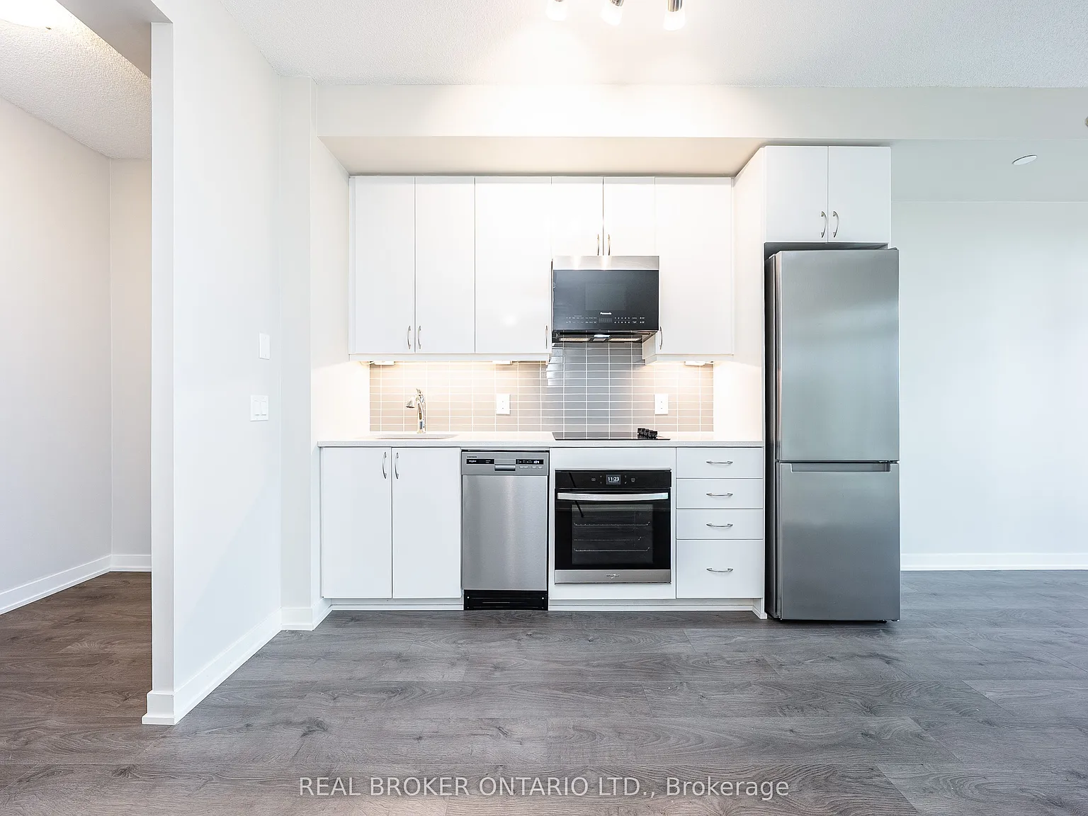 2 bed, $2,200 — Photo 2