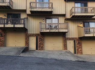 1228 Van Voorhis Rd APT F4, Morgantown, WV 26505