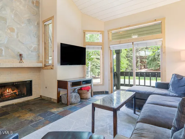 121 Willis Pl APT 127, Beaver Creek, CO 81620