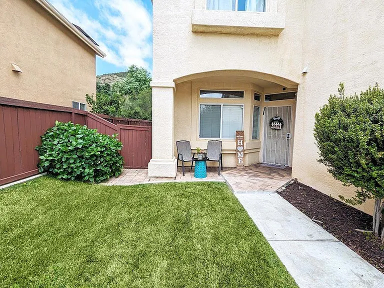 29713 Nandina Dr — Photo 3