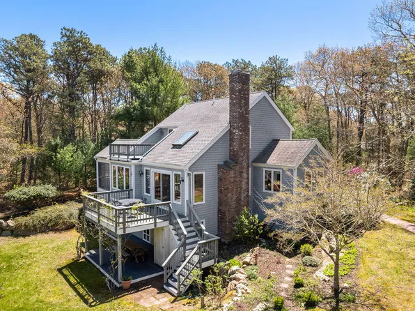 322 Wings Neck Road, Pocasset, MA 02559