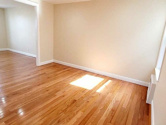 5th image of 36-12 Ditmars Blvd #2