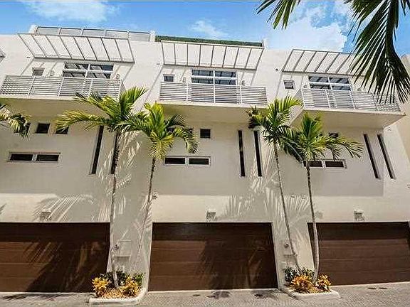 3rd image of 3246 NE 15th Street #3246