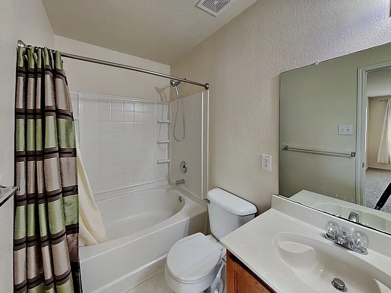708 Moss Glen Trl — Photo 10