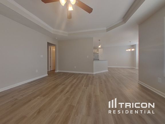 3rd image of 365 McGiboney Ln