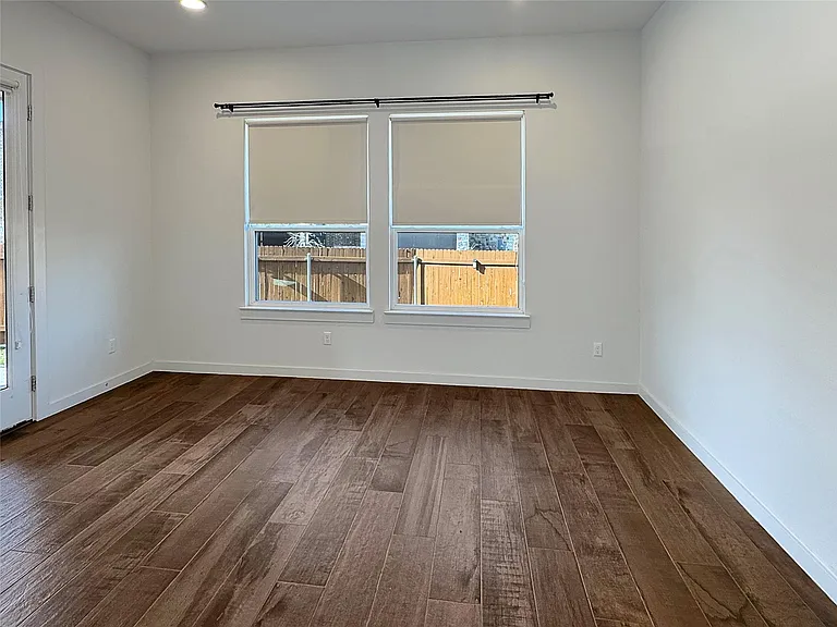 1245 Westborough Ln — Photo 10