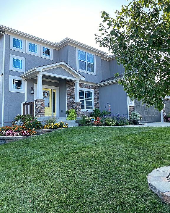 2nd image of 4403 NE 94th Ct
