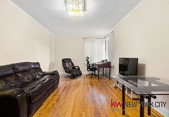 4th image of 63-109 Saunders St #E7
