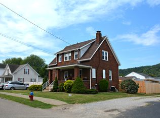 101 S 3rd Ave, Paden City, WV 26159
