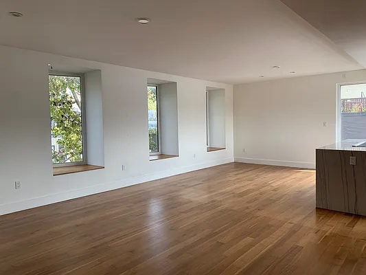 Rented by Compass | media 14