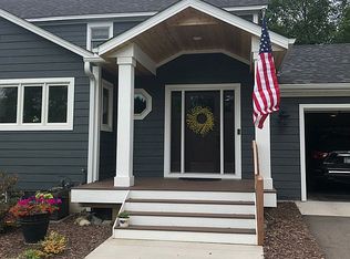 5760 Smithtown Way, Shorewood, MN 55331