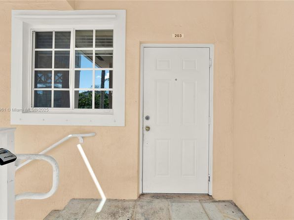 374 NE 26th Ave UNIT 203, Homestead, FL 33033