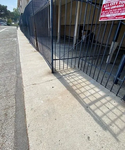 4423 Santa Rosalia Dr. — Photo 7