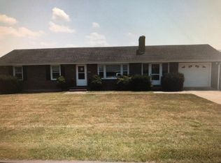 2105 Mayfield Dr, Roanoke, VA 24014