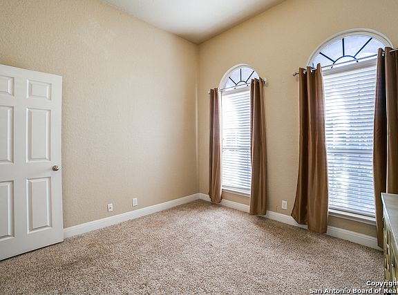 5th image of 9007 Hubbard Hl