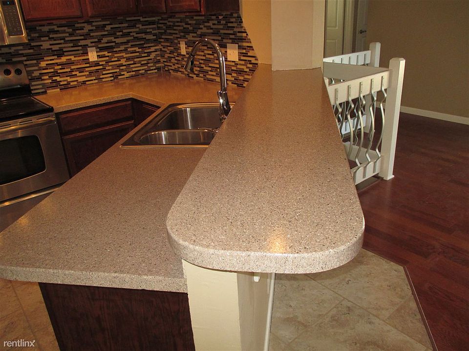 920 E Mona Circle, Kitchen Bar (2)