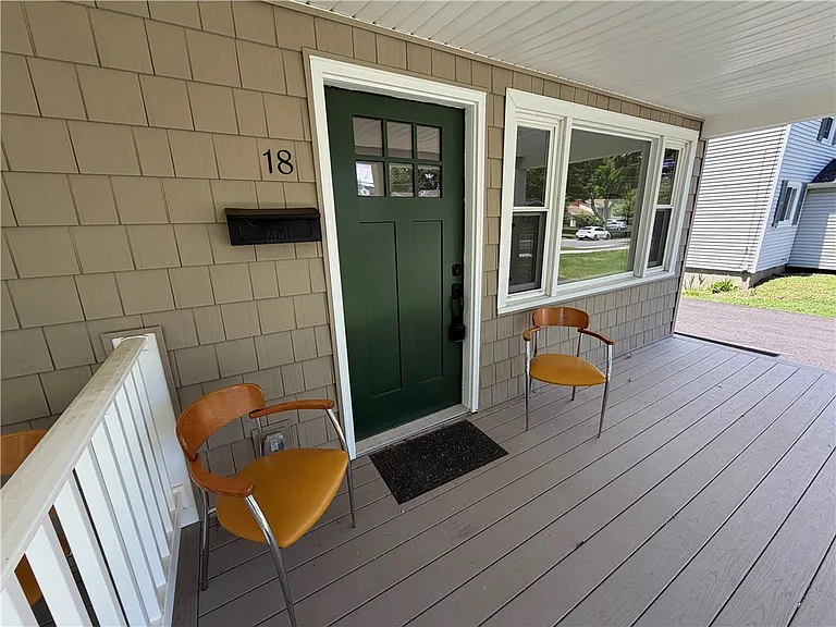 18 Briggs Ave #18 — Photo 3