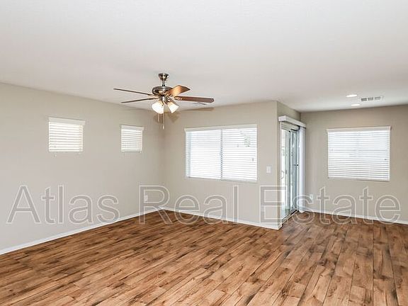 3rd image of 5264 Emelita St