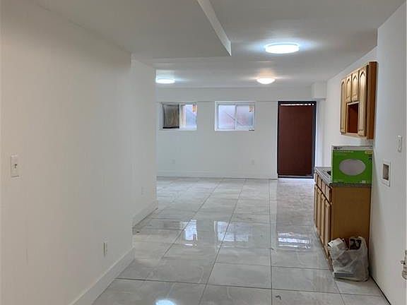 5th image of 758 Livonia Ave