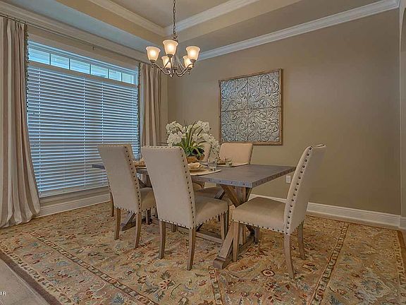 3rd image of 103 Shoreview Dr