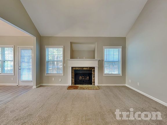 3rd image of 2940 Emerald Springs Dr