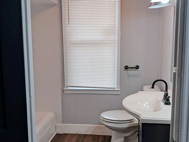 546 High St — Photo 10
