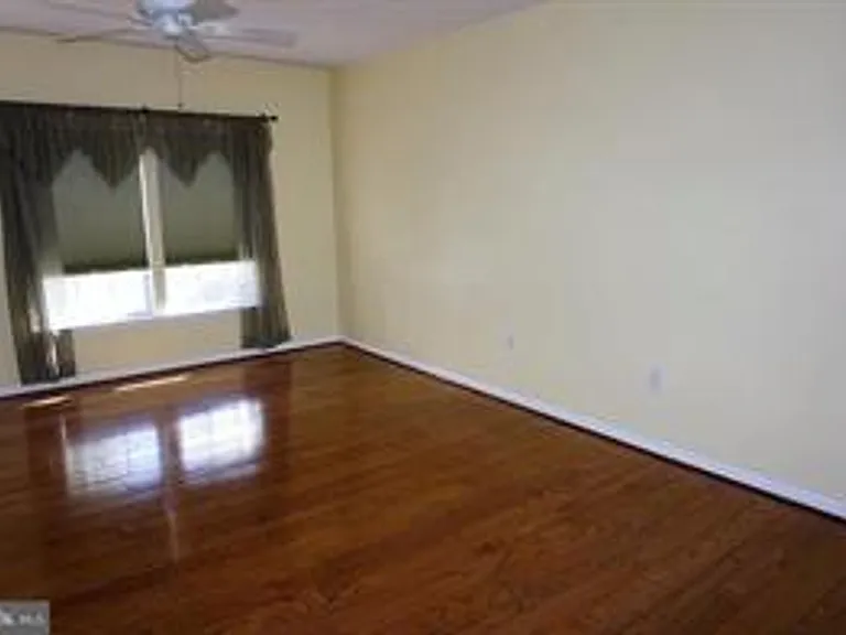 305 Willrich Cir #B — Photo 12