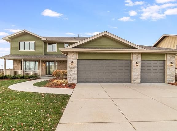 2nd image of 8641 Fairfield Ln