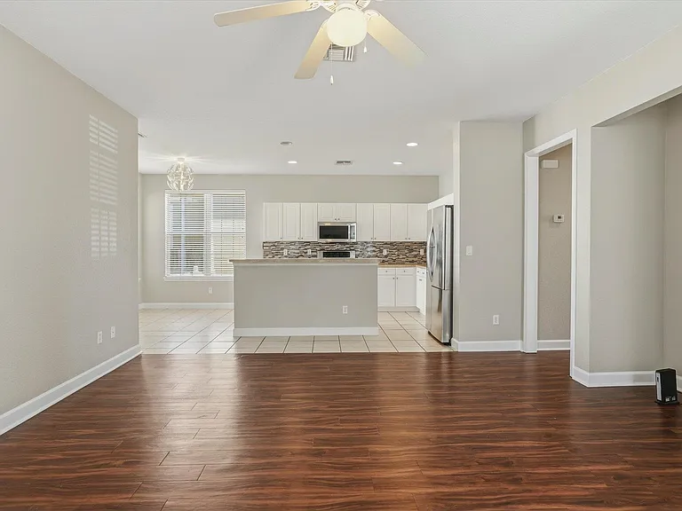 3316 Calumet Dr — Photo 9
