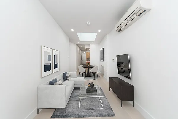 Rented by Platinum Properties | media 12