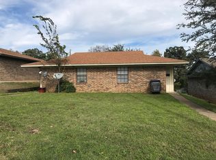 1607 W Elm St, Denison, TX 75020
