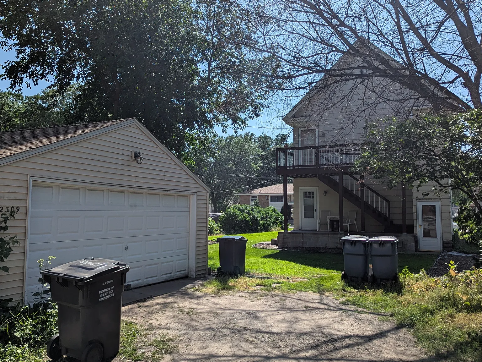 2309 Grand St NE — Photo 3