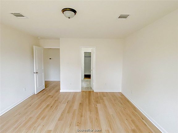5th image of 13409 W Summerchase Cir