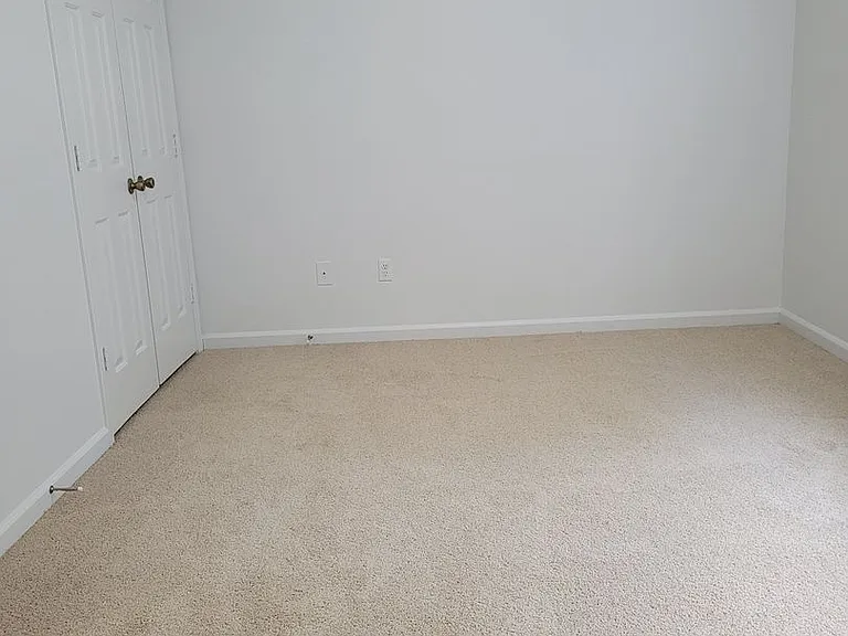 Arlington Apartments — Photo 114