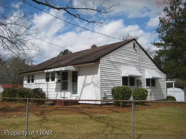 502 Forrest St, Raeford, NC 28376