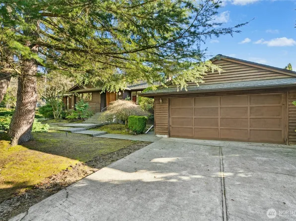 12939 SE 46th Lane, Bellevue, WA 98006